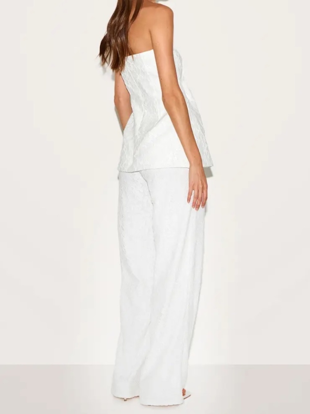 PrettyLittleThing White Lace Bandeau Straight Leg Jumpsuit NWT 6 - Picture 4 of 10